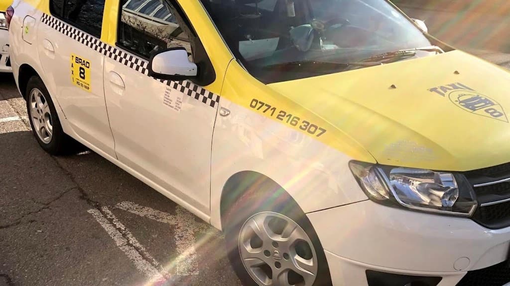 Brad Taxi statie - Taxi imagine