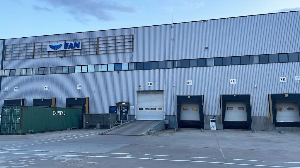 FAN Courier - Taxi imagine