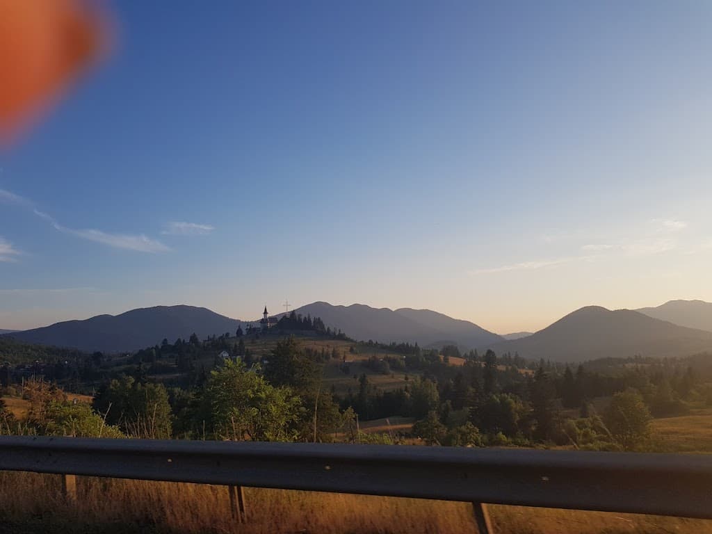 Taxi Romania Airport Transfers | Tours | Car Rentals | Logistics Transport - Taxi imagine