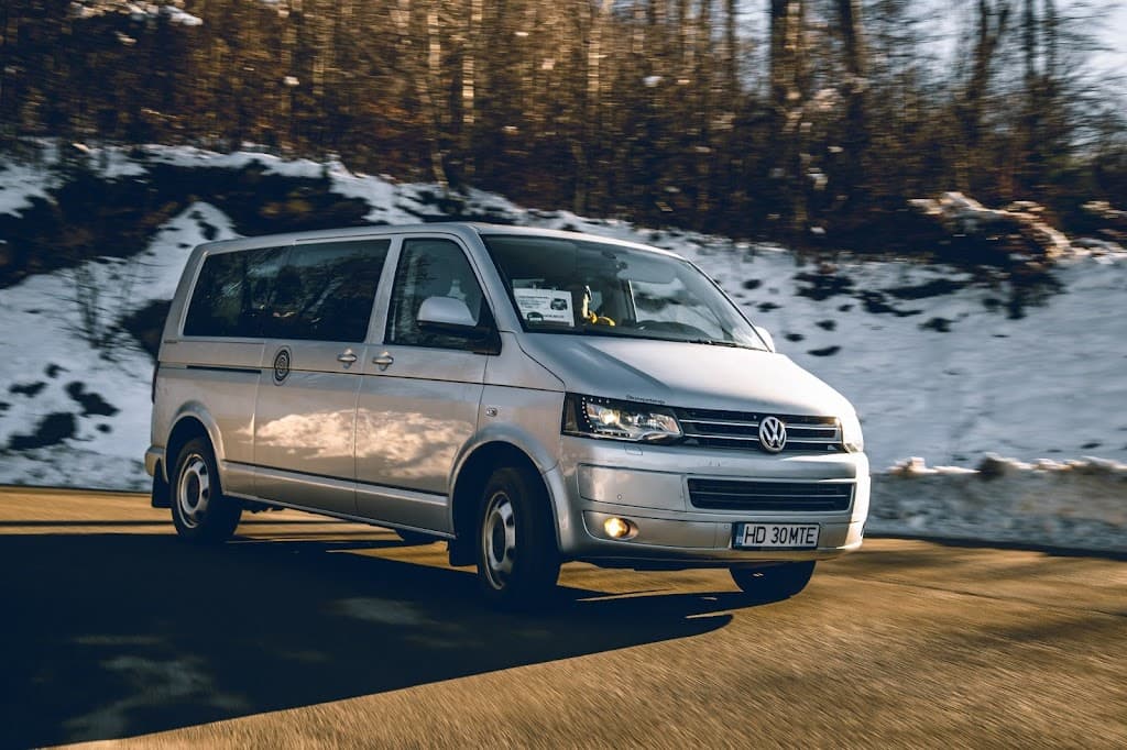 Transport Straja Lupeni - Taxi imagine