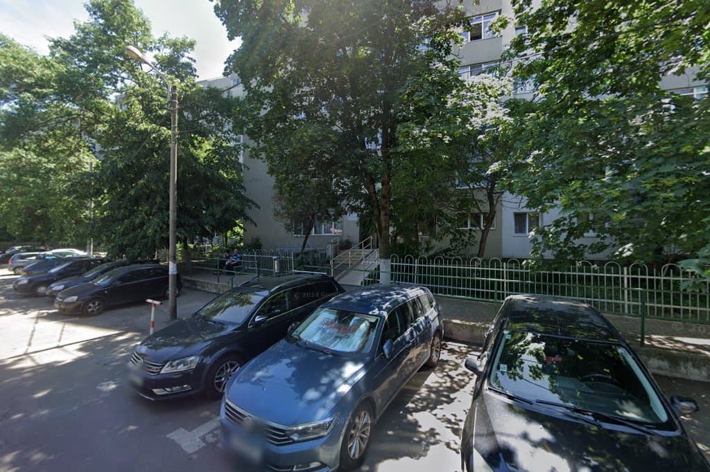 RED LINE TAXI S.R.L. - Taxi imagine